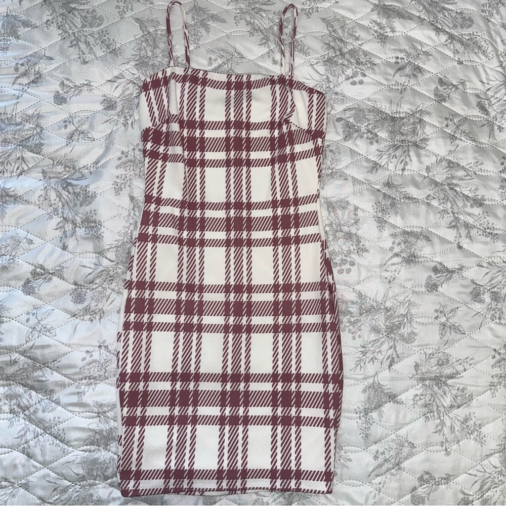 NWOT Fashion Nova Purple Plaid & white Bodycon Mini Dress